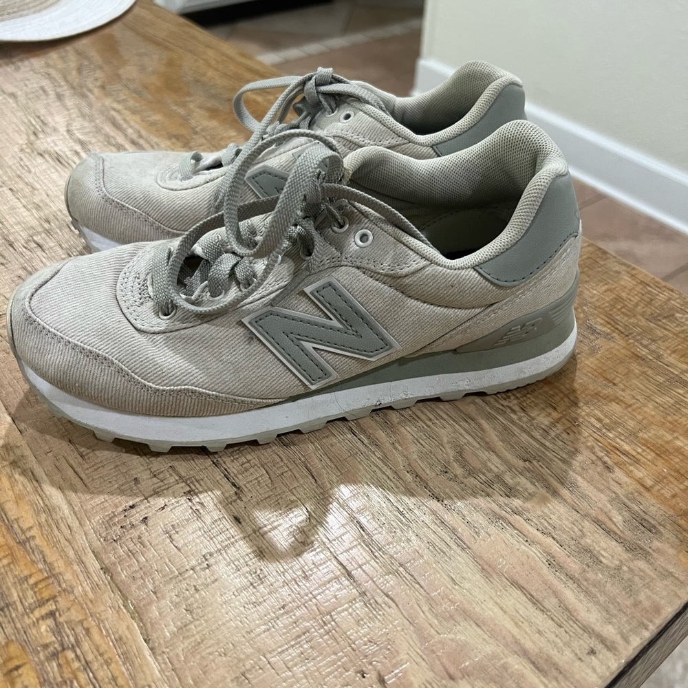 New Balance - Picture 4 of 5